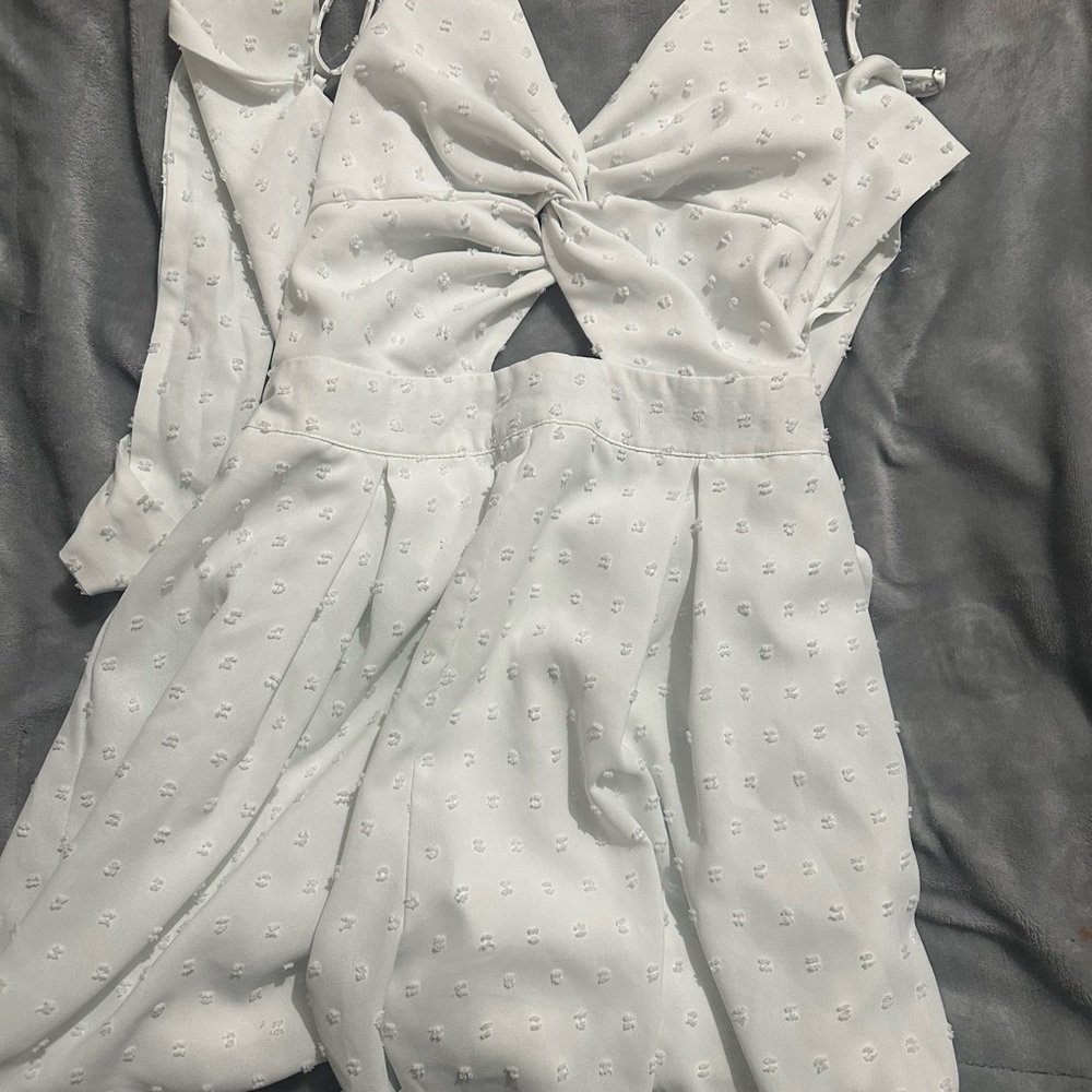 White Sleeveless Dress with Knot Detail